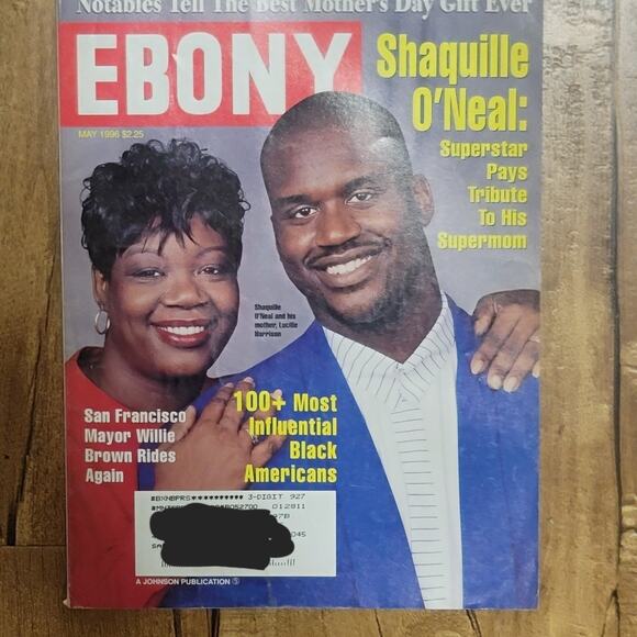 Vtg EBONY Shaquille O'Neal Cover May 1996 Magazine - Picture 1 of 5